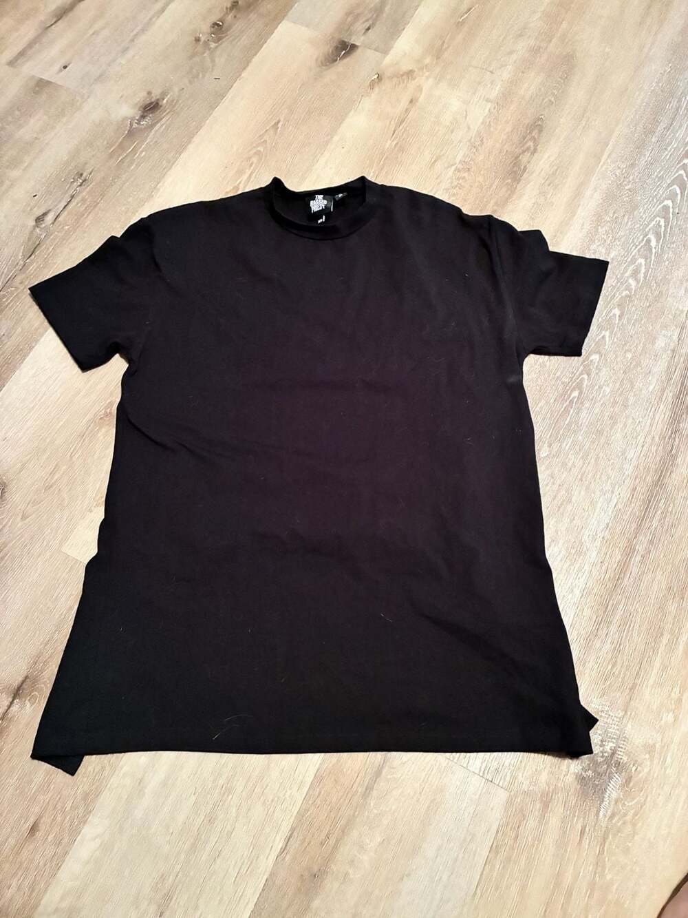 The Ragged Priest Black T-Shirt with Back Cutout and Silver Chains